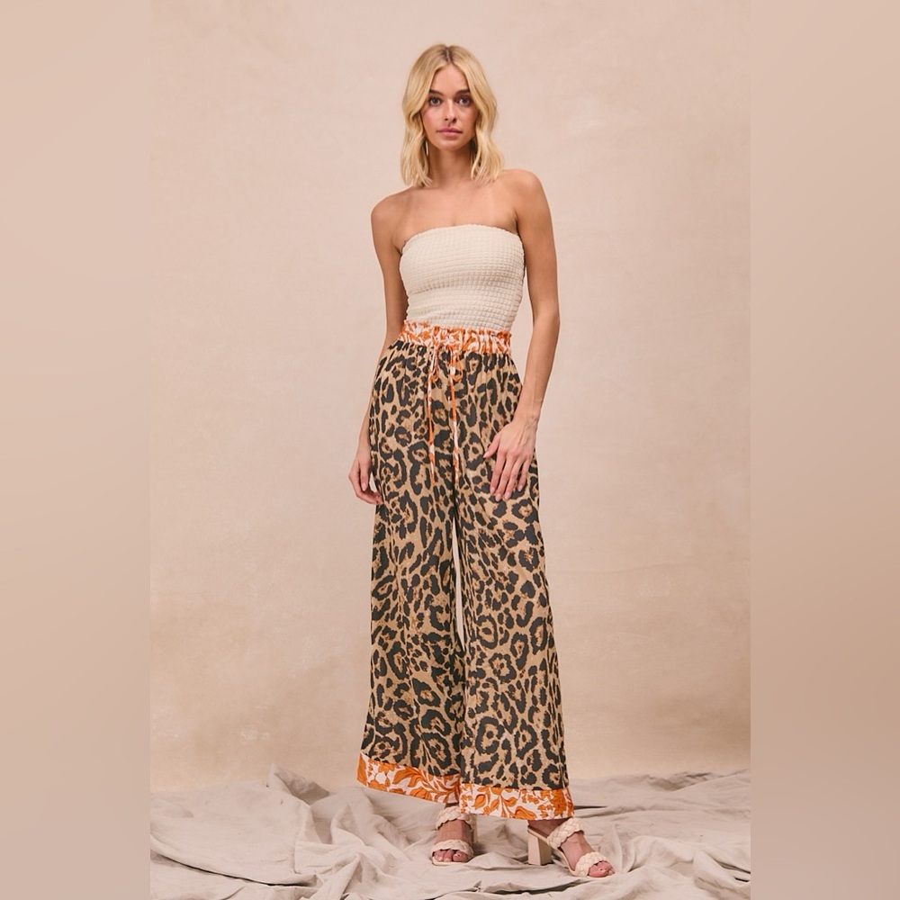 BiBi Leopard Print With Contrast Banded Wide Pants - Picture 7 of 10